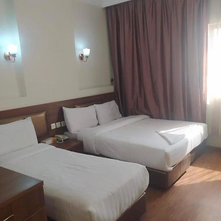 Hotel Multan Dış mekan fotoğraf