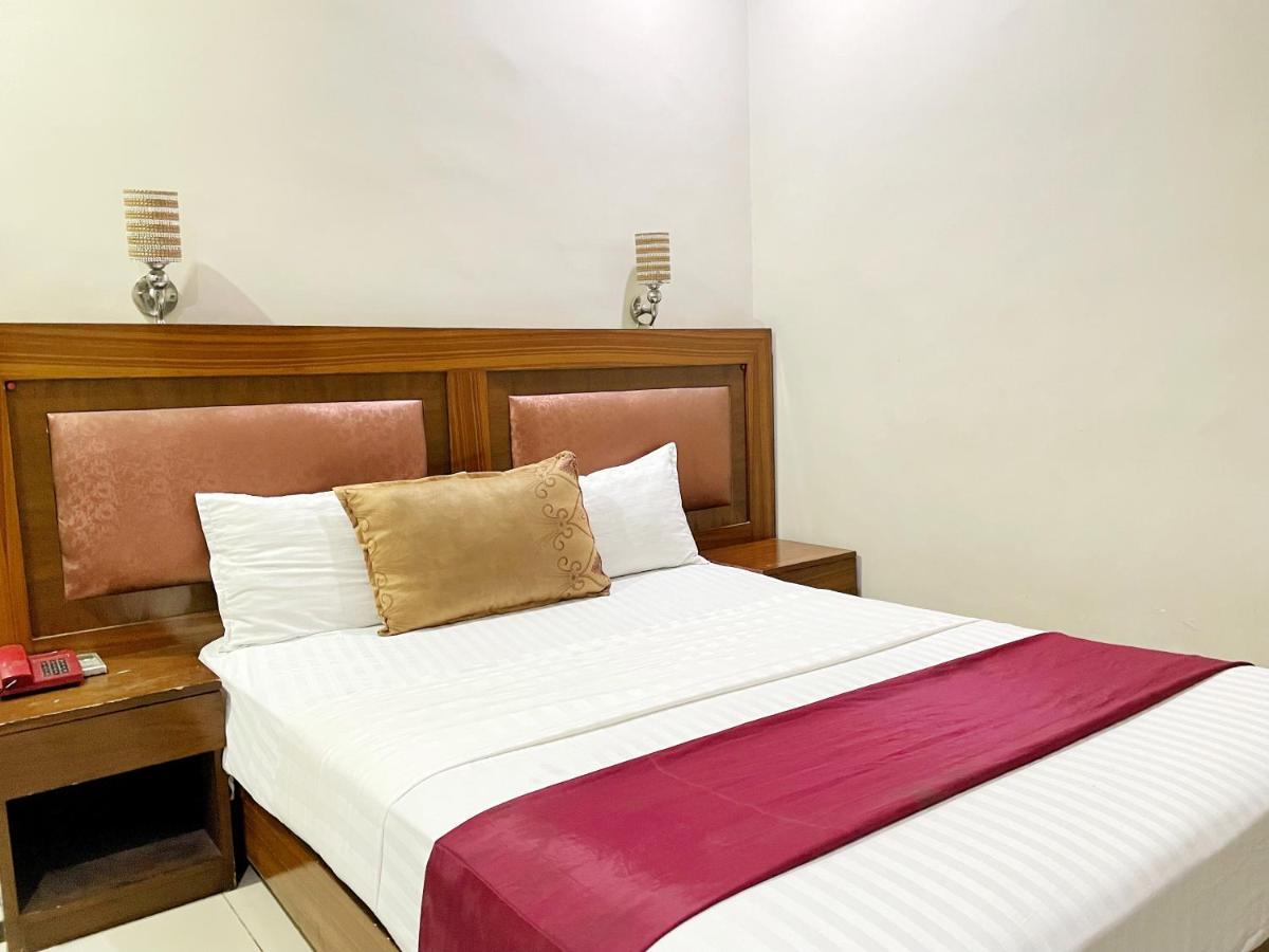 Hotel Multan Dış mekan fotoğraf