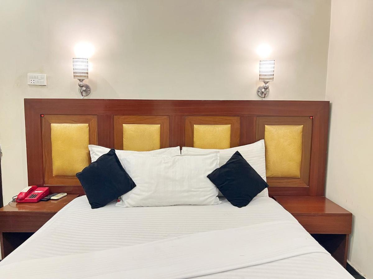 Hotel Multan Dış mekan fotoğraf