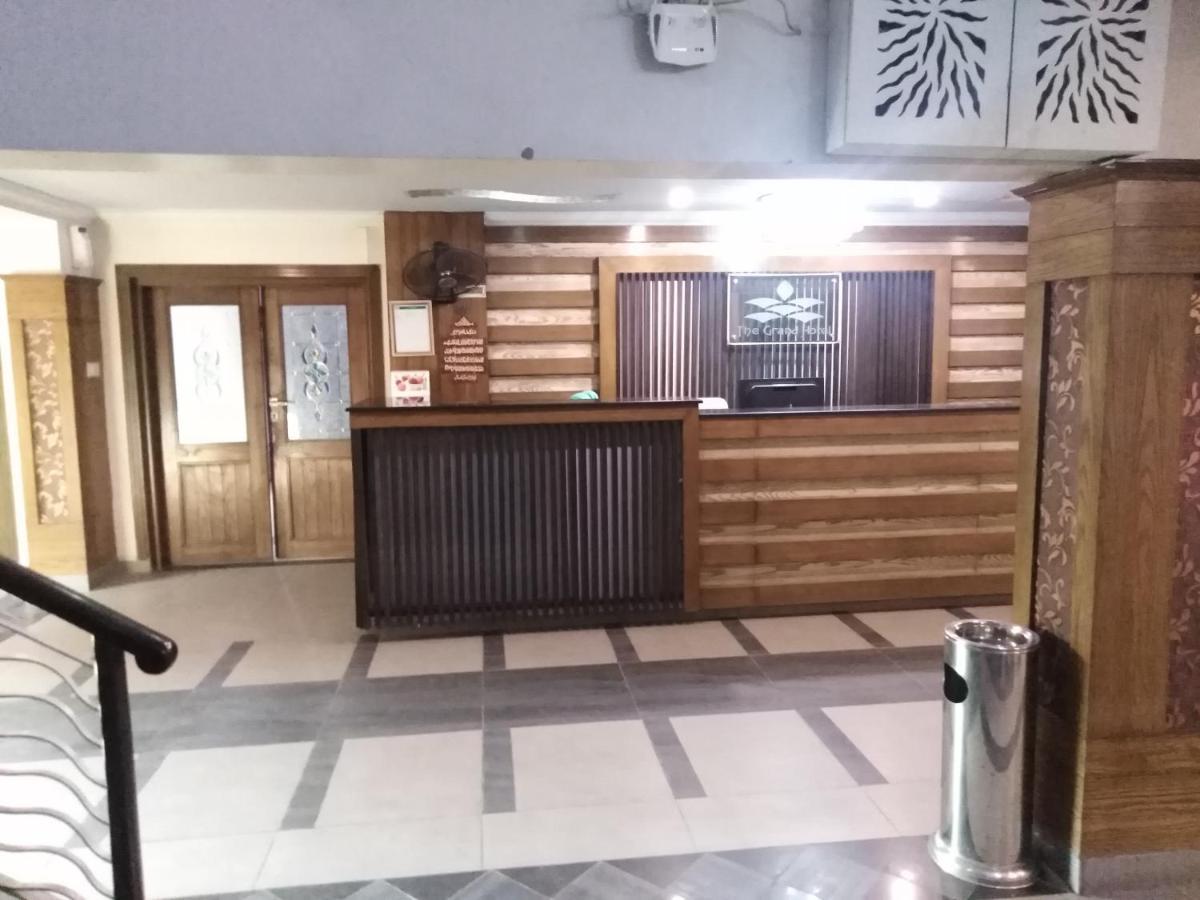 Hotel Multan Dış mekan fotoğraf