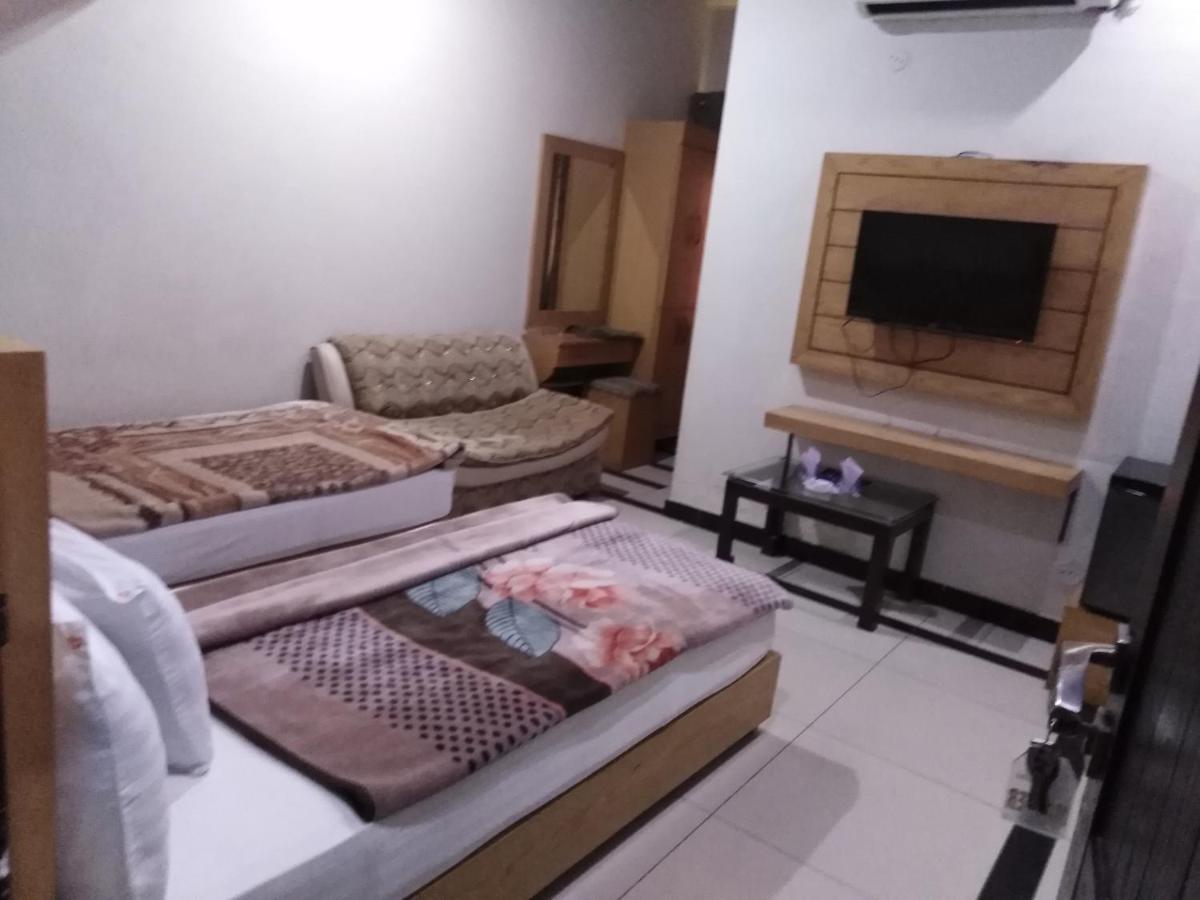 Hotel Multan Dış mekan fotoğraf
