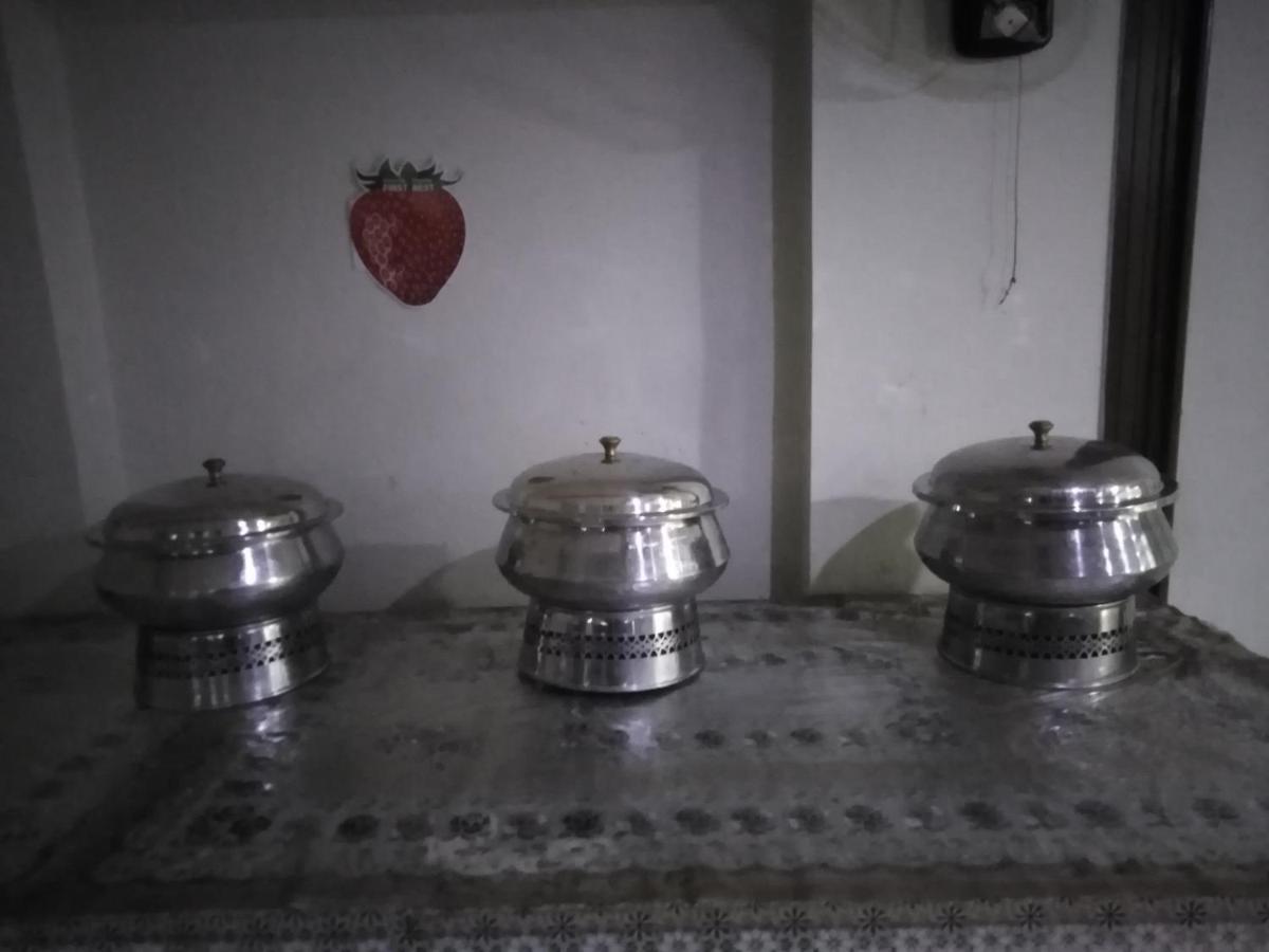 Hotel Multan Dış mekan fotoğraf