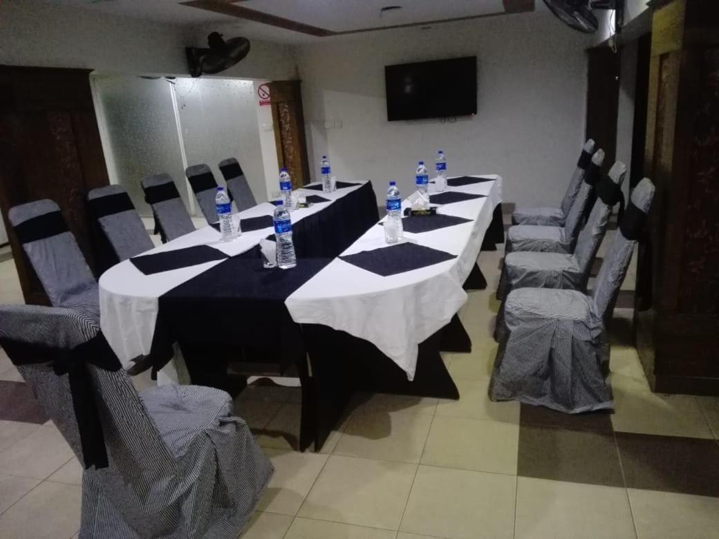 Hotel Multan Dış mekan fotoğraf