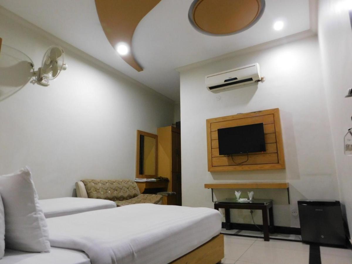 Hotel Multan Dış mekan fotoğraf