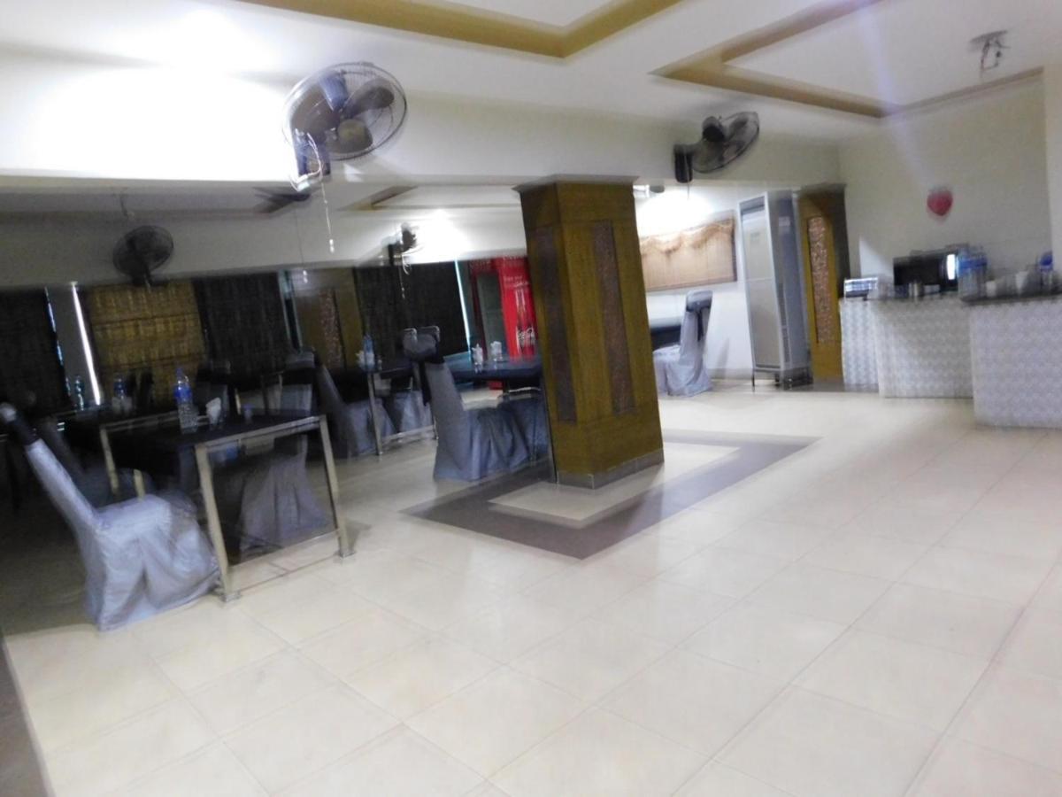 Hotel Multan Dış mekan fotoğraf